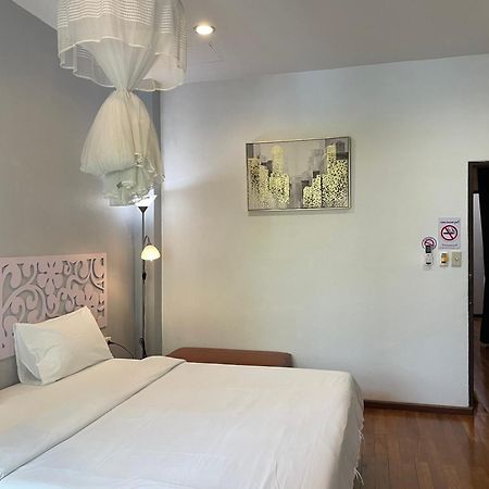 Nawaporn Place Phuket Exterior foto